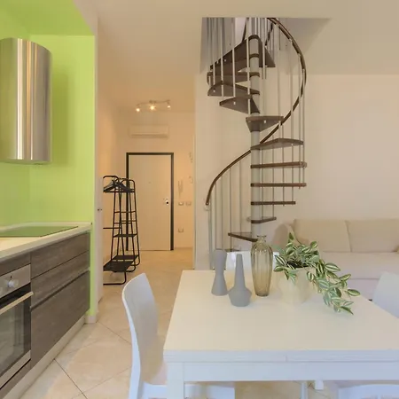 Imola Residence 3* イーモラ