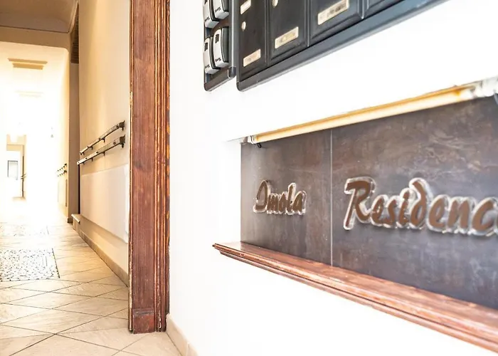 게스트하우스 Imola Residence 3*