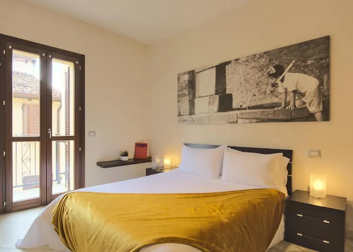 Imola Residence 3* 이몰라