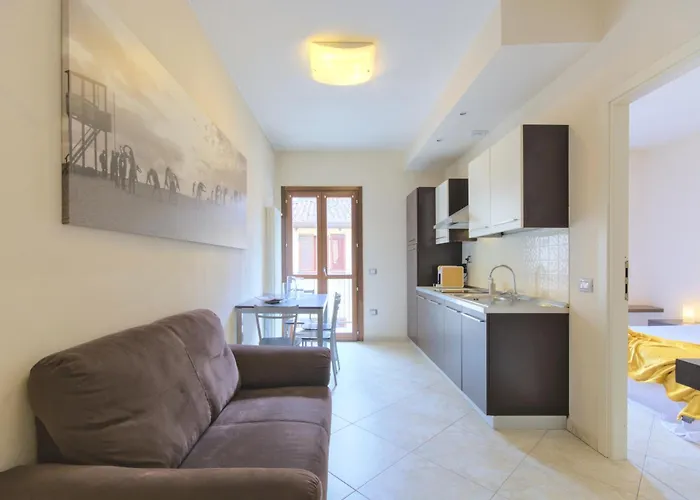 Imola Residence 게스트하우스 이몰라