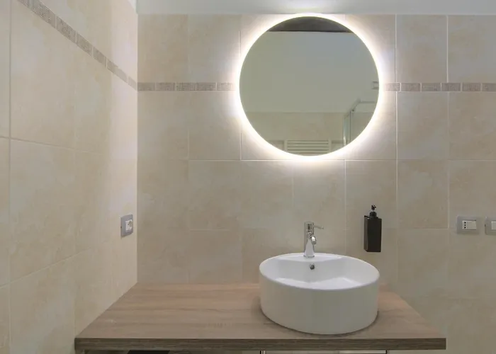 Imola Residence 게스트하우스 이몰라