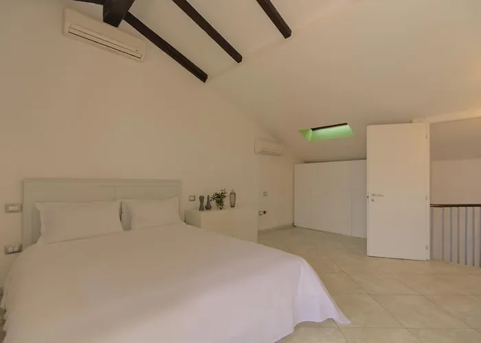 Imola Residence 게스트하우스