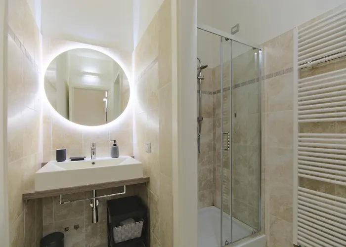 Imola Residence 3* 이몰라